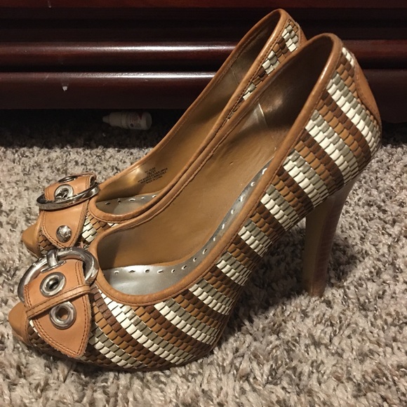 BCBG Shoes - Used condition BCBG heels